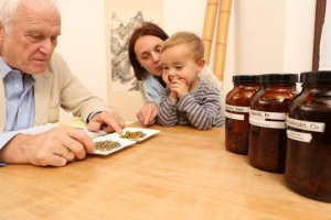 Aktuelles: Vier gute Gründe Kinder naturheilkundlich zu behandeln