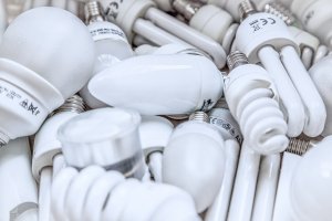 Alte Energiesparlampen und ihre richtige Entsorgung Ratgeber: Alte Energiesparlampen und ihre richtige Entsorgung