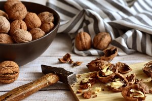 Warum Nüsse so gesund sind: Ein nährstoffreicher Genuss Aktuelles: Warum Nüsse so gesund sind: Ein nährstoffreicher Genuss