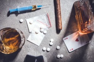 Aktuelles: Das Suchtpotenzial des Menschen – Von Risikofaktoren und Risikogruppen Aktuelles: Das Suchtpotenzial des Menschen – Von Risikofaktoren und Risikogruppe
